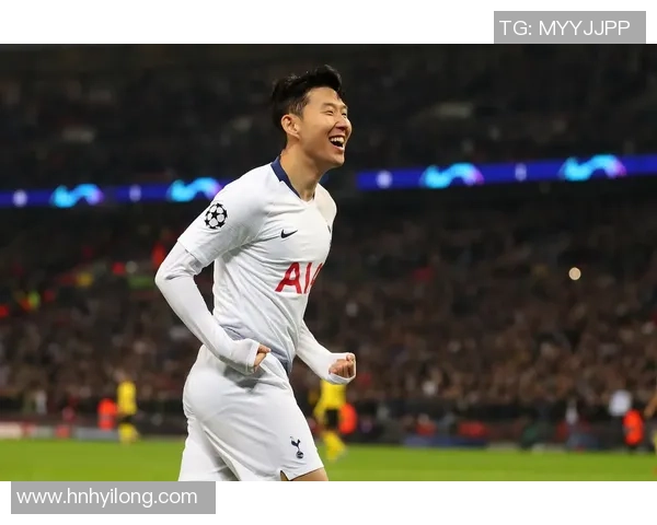 踢足球的韩国球星孙兴慜：亚洲足坛的闪耀之星